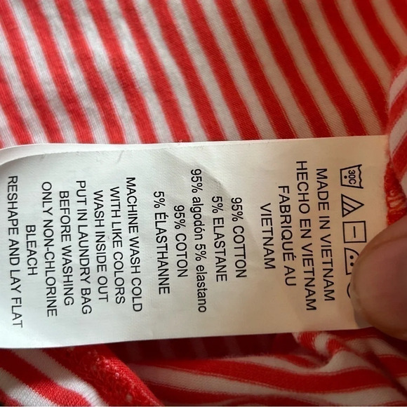 Michael Kors Cold Shoulder Top Women’s Medium Striped Coral EUC Short Sleeves - Picture 6 of 6